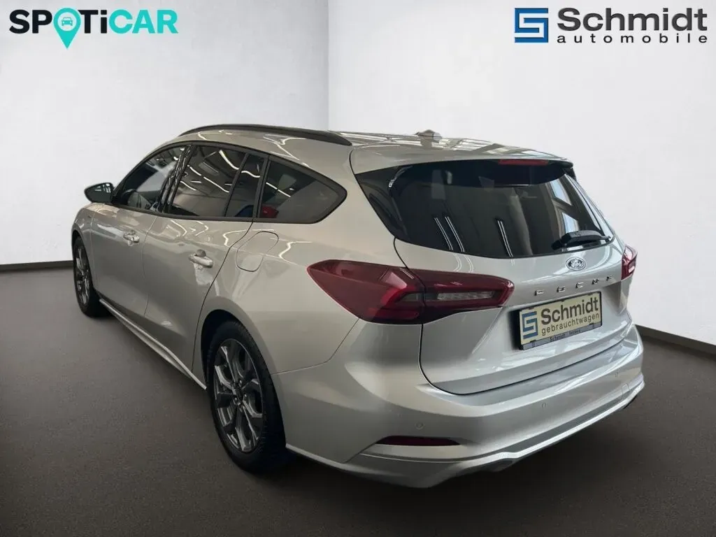 Ford Focus 2024 photo 3