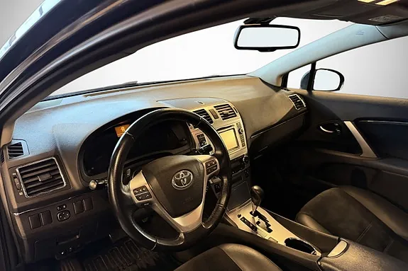 Toyota Avensis 2014 photo 5
