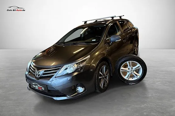 Toyota Avensis 2014 photo 2