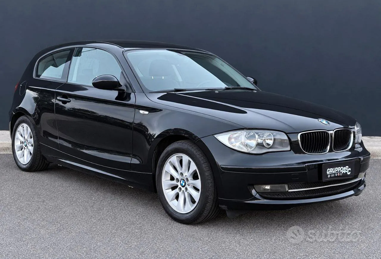 BMW 118D 2009 photo 4