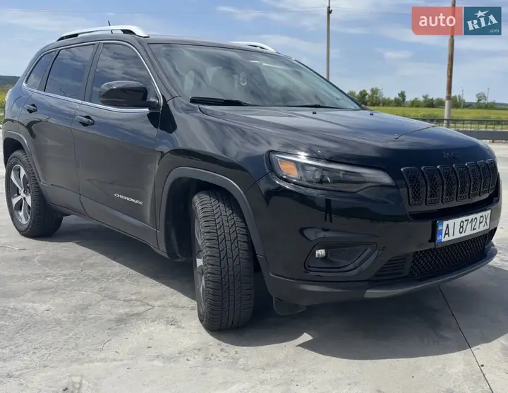 Jeep Cherokee 2019 photo 2
