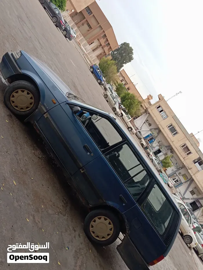 Mazda 323
