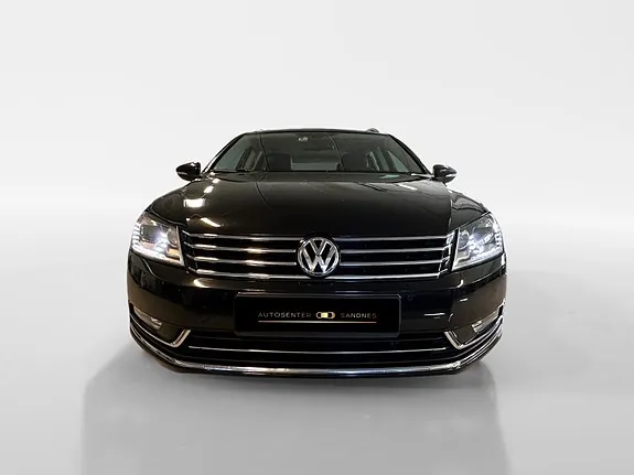 Volkswagen Passat 2012 photo 2