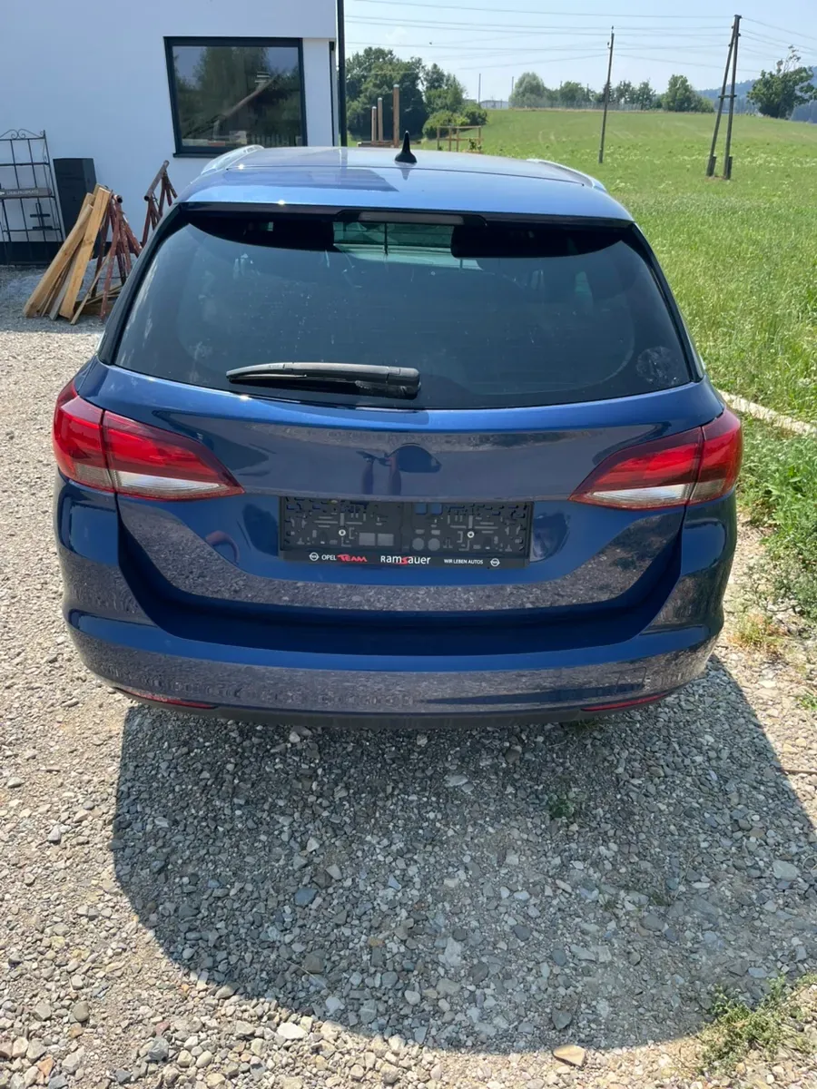 Opel Astra 2021 photo 3