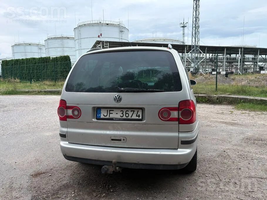 Volkswagen Sharan 2005 photo 4