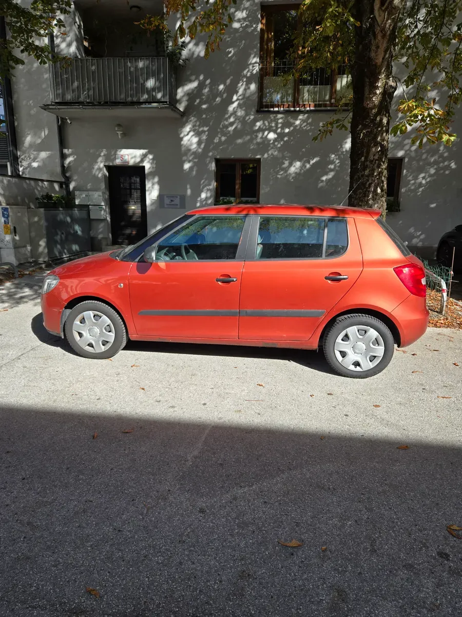 Skoda Fabia 2007 photo 3