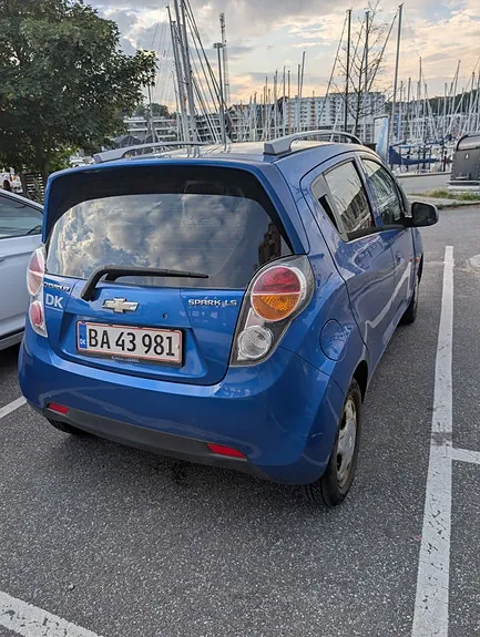 Chevrolet Spark 2010 photo 2