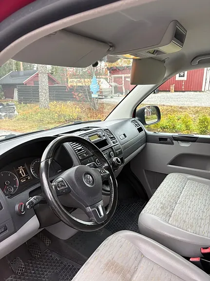 Volkswagen Transporter 2010 photo 5