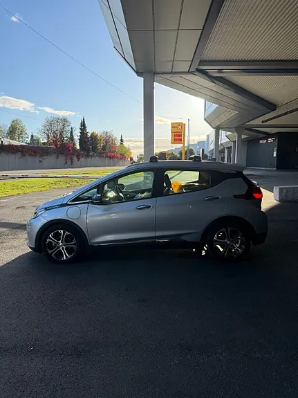 Opel Ampera-E 2017 photo 2