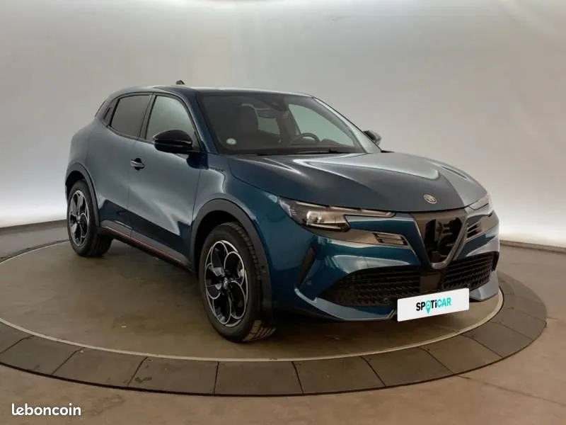 Alfa Romeo Junior 2024 photo 3