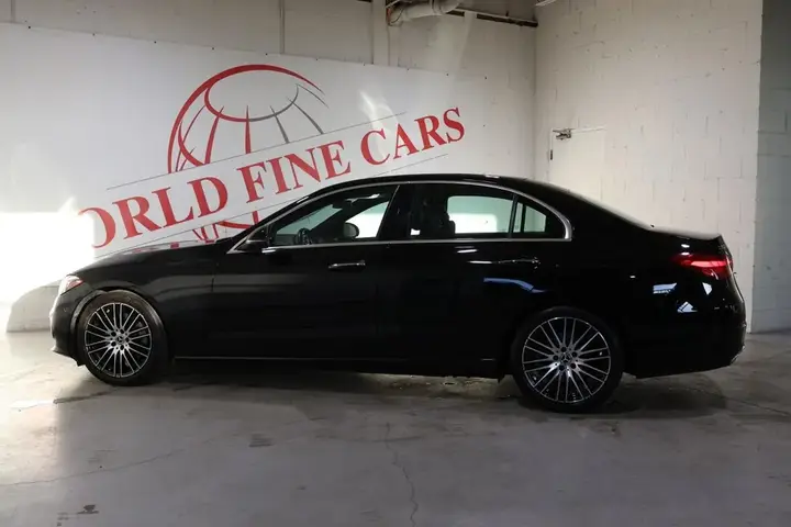 Mercedes-Benz C-Class 2022 photo 3