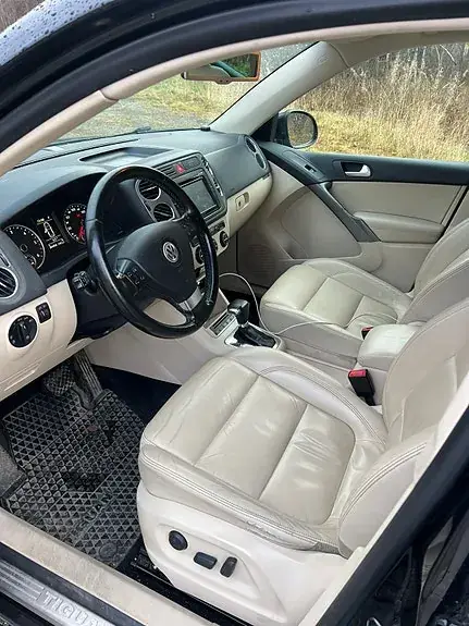 Volkswagen Tiguan 2010 photo 4