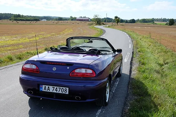 MG F 1996 photo 5