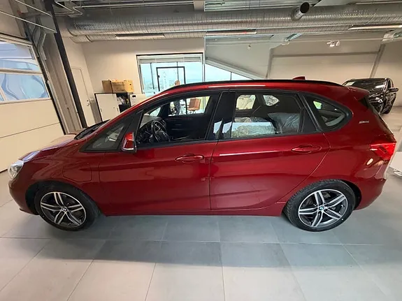 BMW 225Xe 2016 photo 3