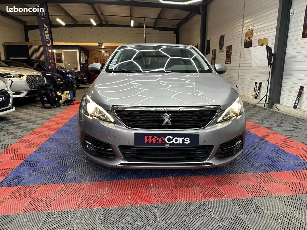 Peugeot 308 2018 photo 2