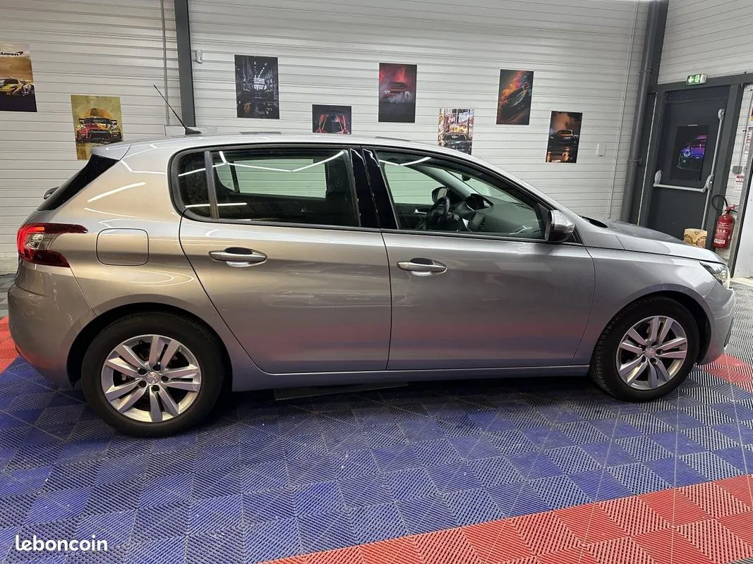 Peugeot 308 2018 photo 4