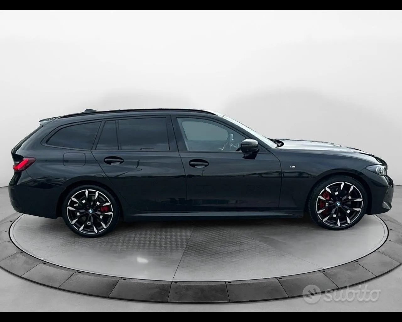 BMW 320D Touring 2025 photo 5