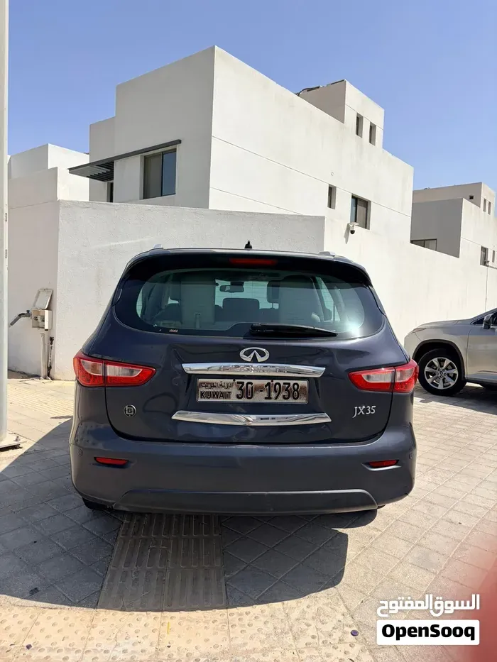 Infiniti Jx35 2013 photo 4