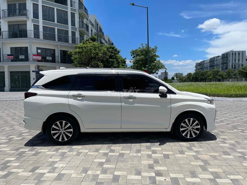 Toyota Venza 2023 photo 3