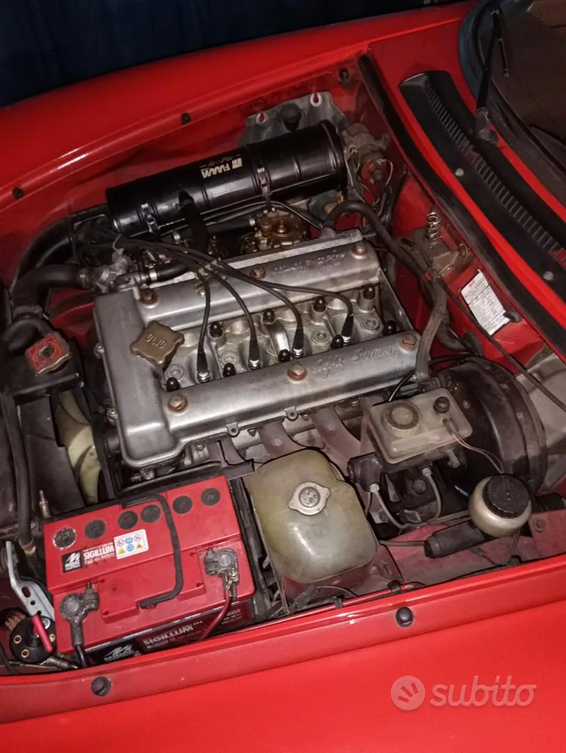 Alfa Romeo Spider 1986 photo 2