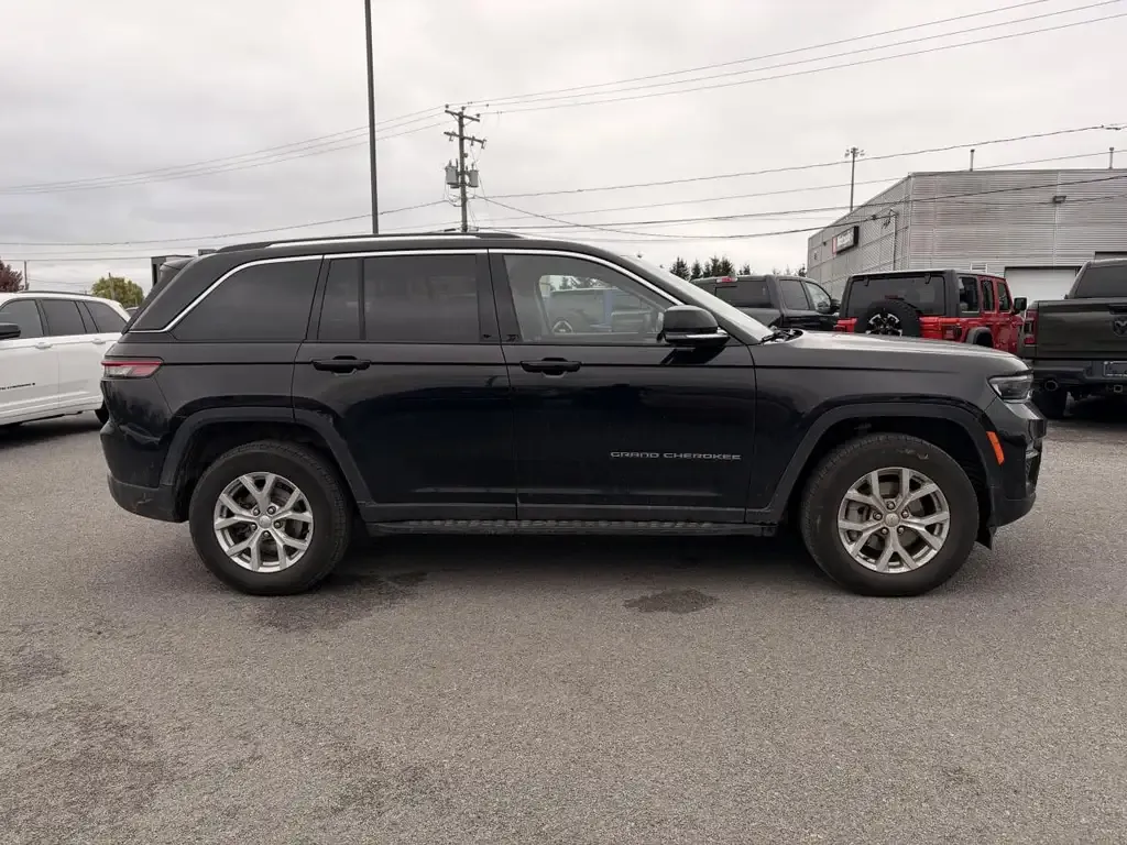 Jeep Grand Cherokee 2023 photo 4