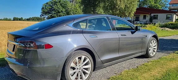 Tesla Model S 2018 photo 3