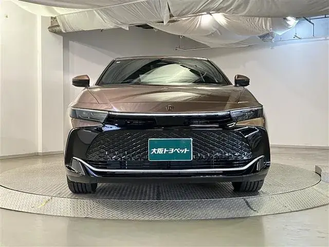 Toyota Crown Crossover 2022 photo 2