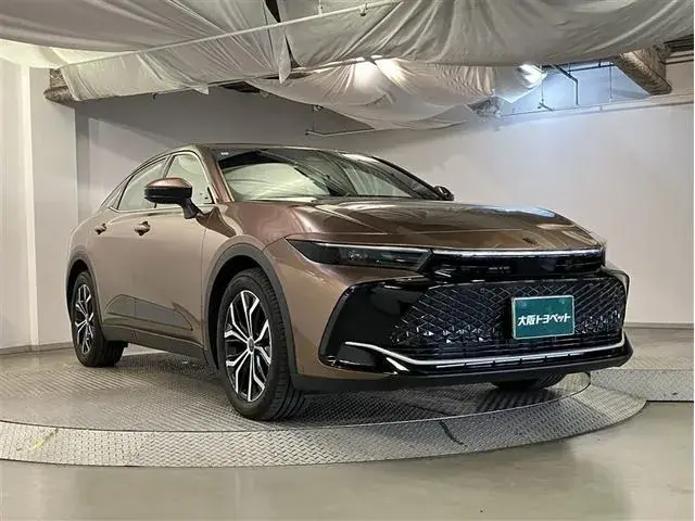 Toyota Crown Crossover 2022 photo 3