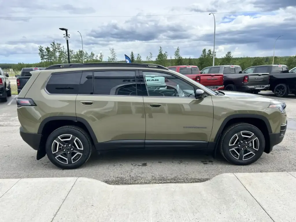 Jeep Cherokee 2026 photo 5