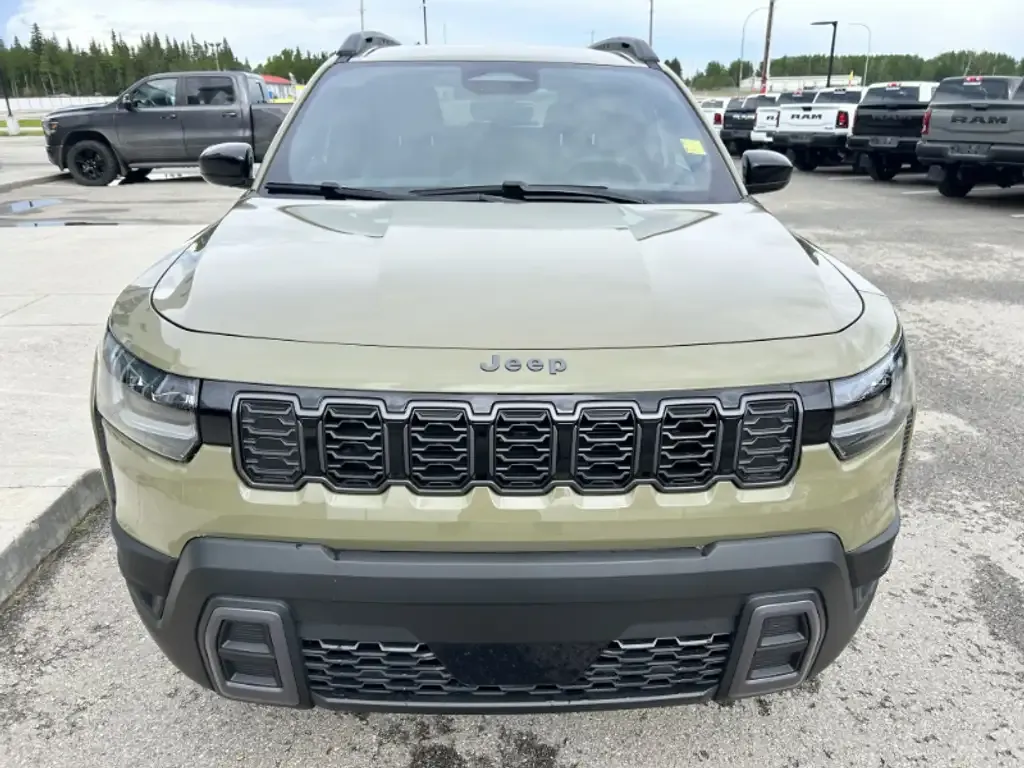Jeep Cherokee 2026 photo 3