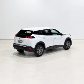 Peugeot 2008 2021 photo 3