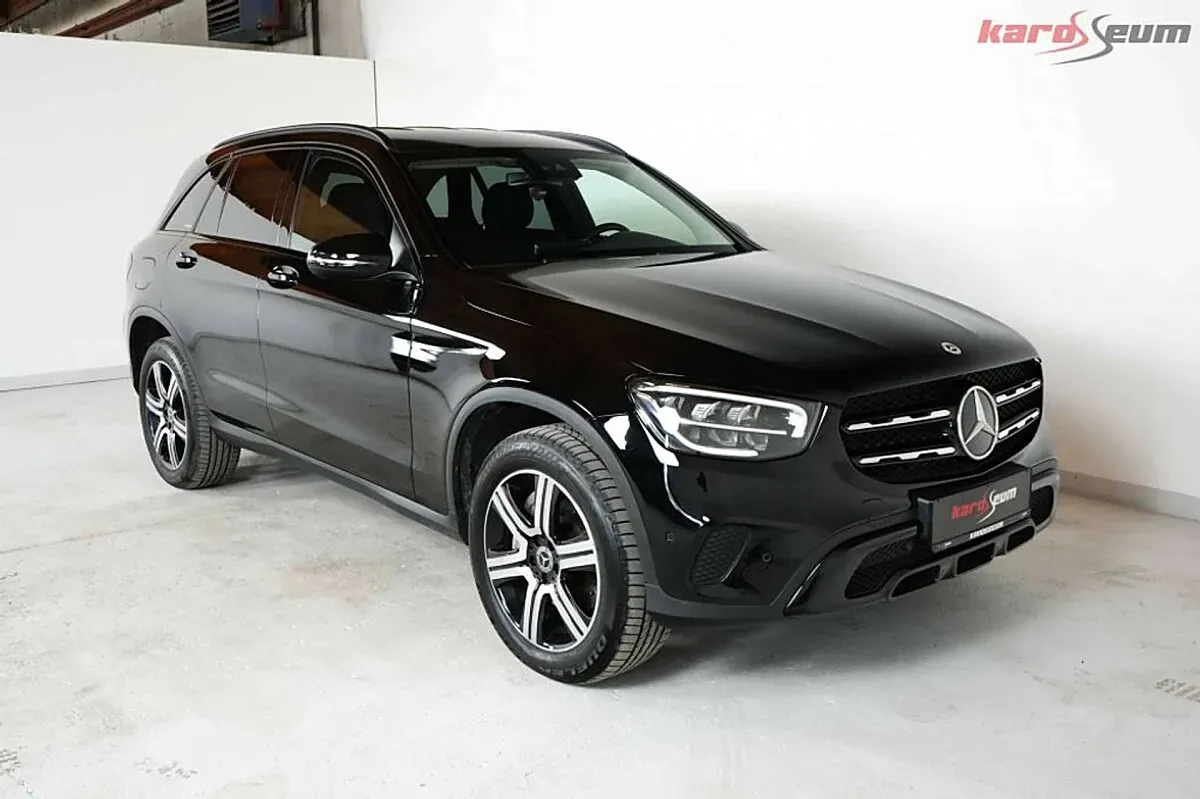 Mercedes-Benz Glc-Class 2021 photo 3