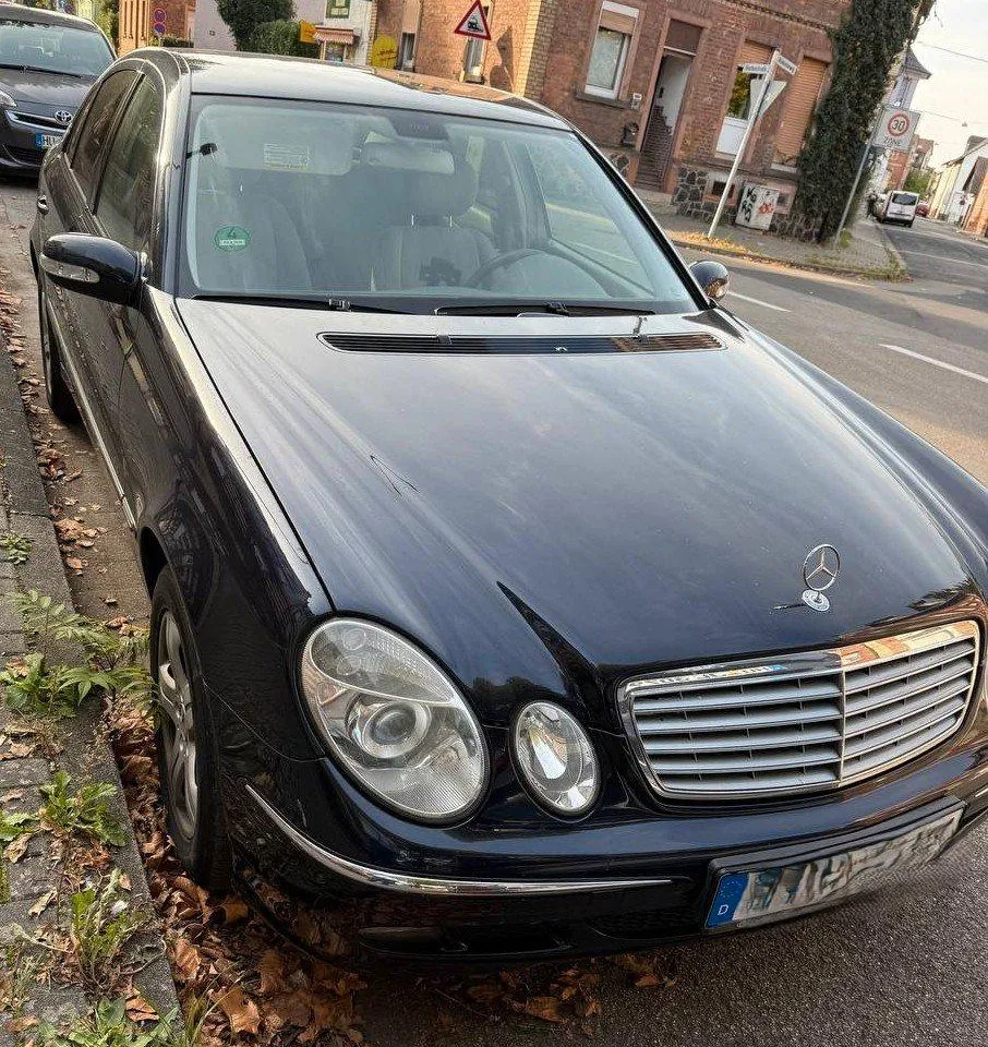 Mercedes-Benz E 280