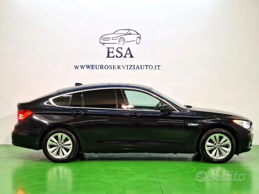 BMW 5 Series Gran Turismo 2011 photo 3