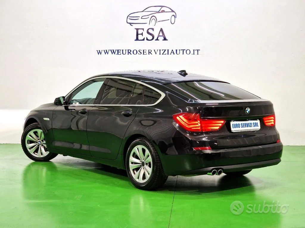 BMW 5 Series Gran Turismo 2011 photo 4