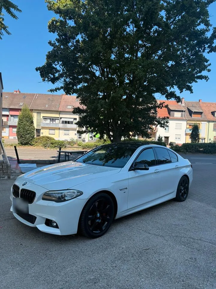 BMW F10