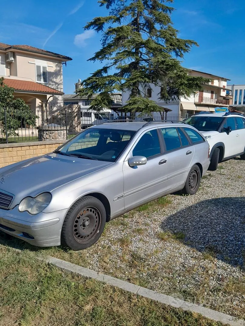 Mercedes-Benz C 270 Cdi 2004 photo 4