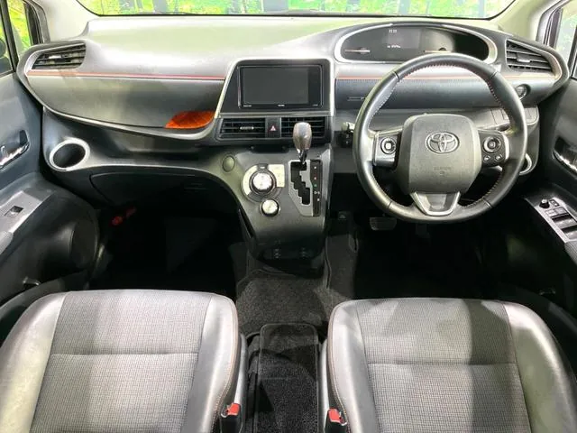 Toyota Sienna G 2017 photo 2