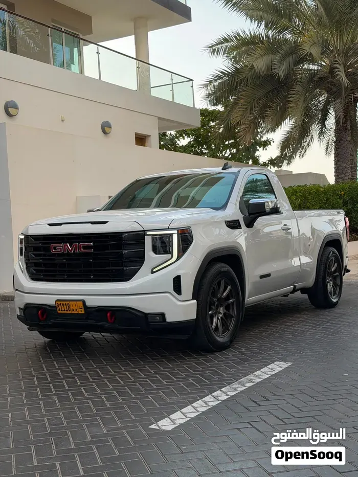 GMC Sierra