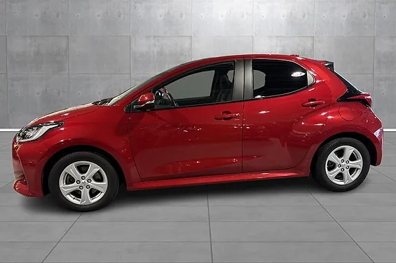 Toyota Yaris 2024 photo 2