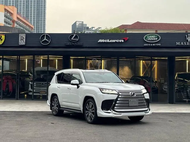 Lexus Lx600