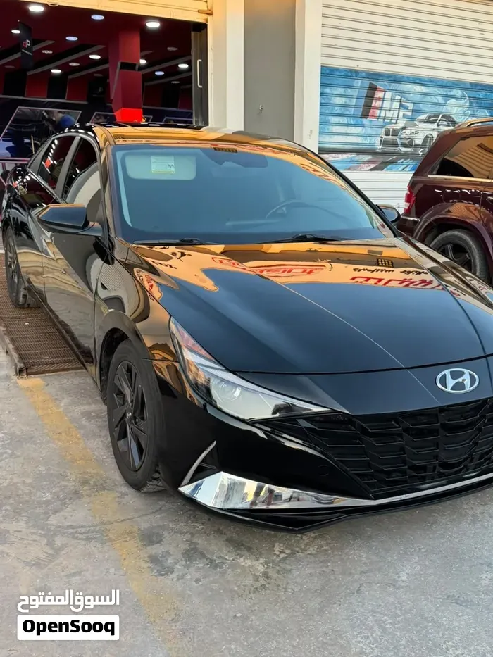 Hyundai Elantra 2022 photo 2