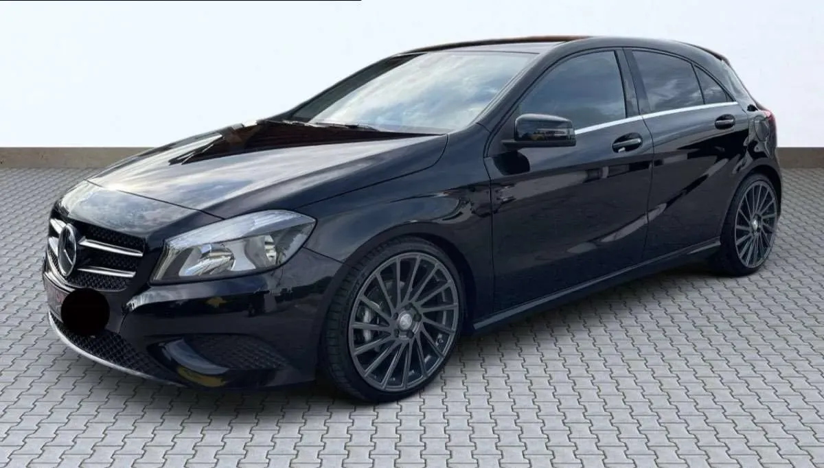 Mercedes-Benz Aklasse 2015 photo 3