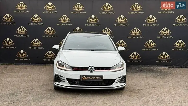 Volkswagen Golf Gti 2019 photo 2