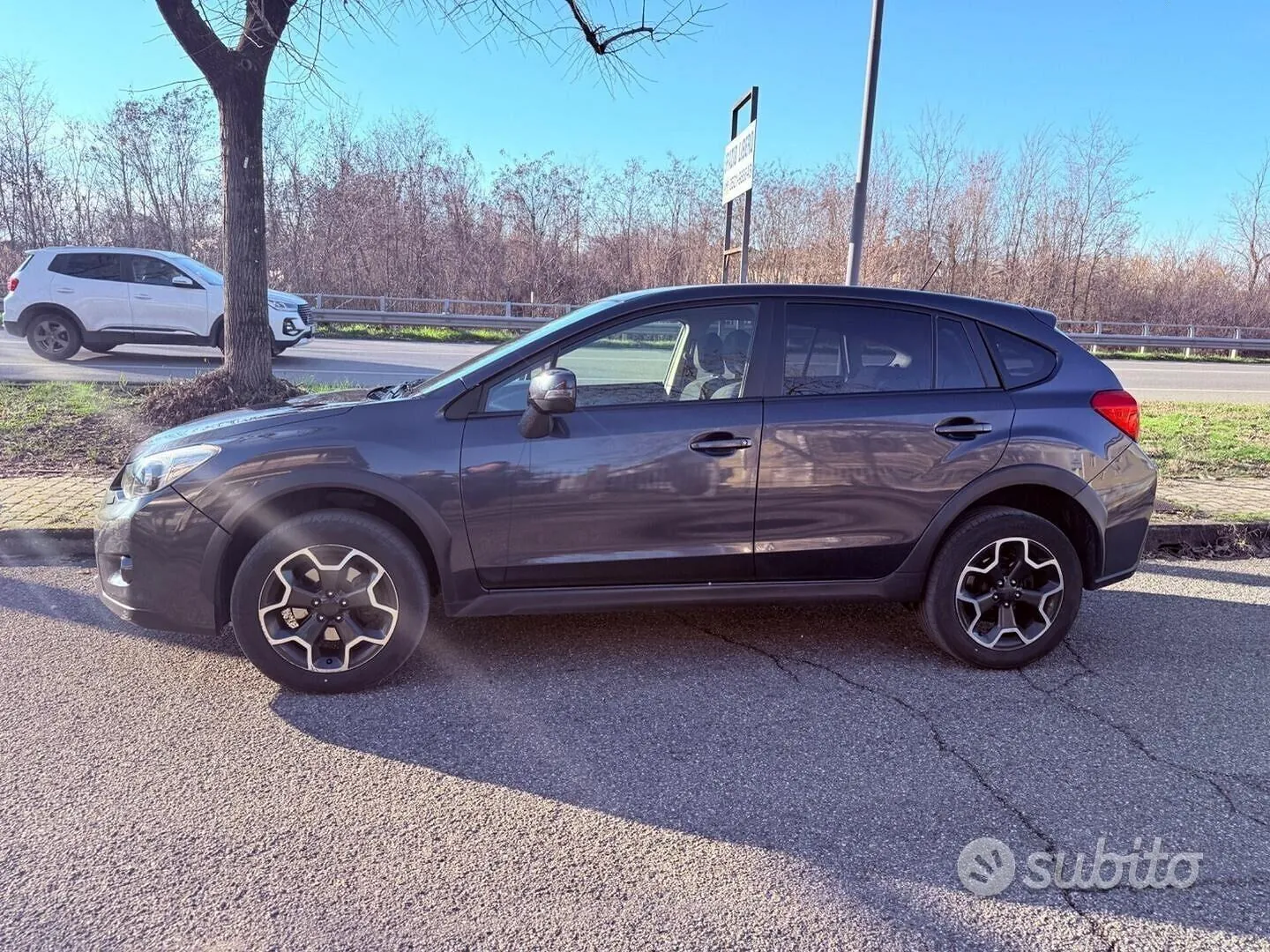 Subaru Xv 2013 photo 3