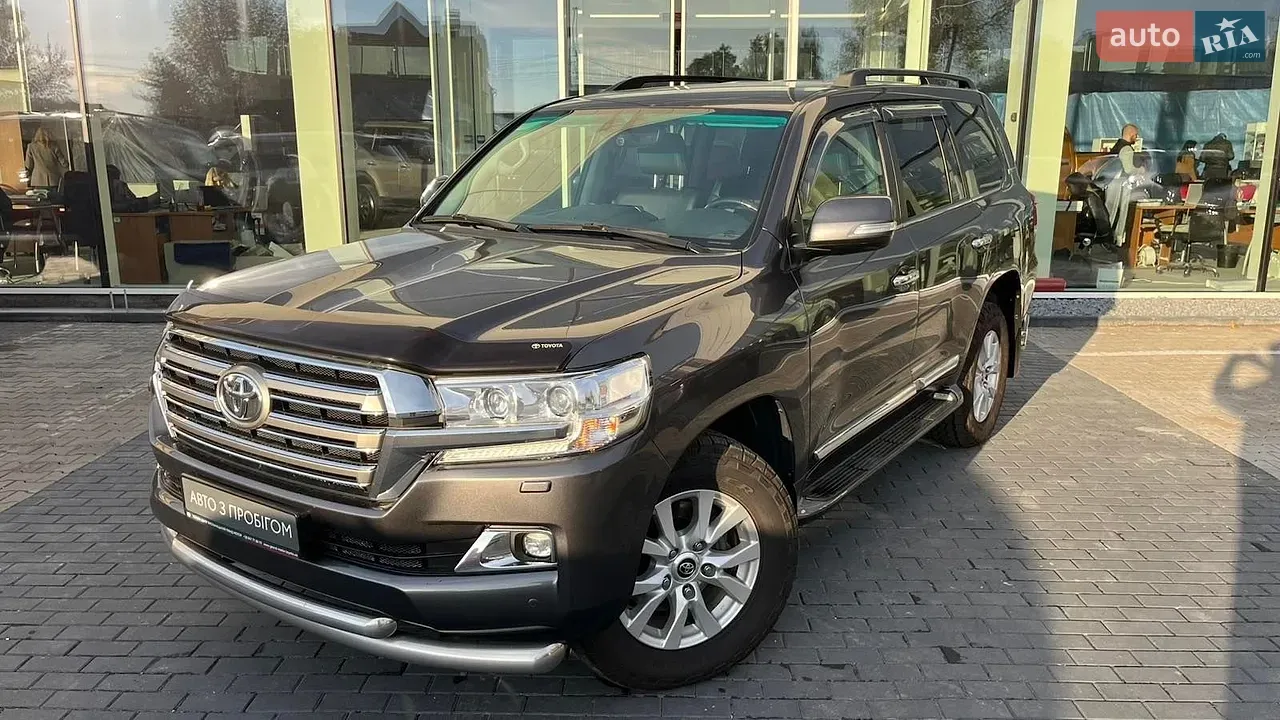 Toyota Land Cruiser