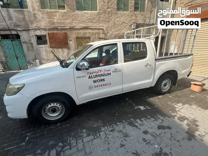 Toyota Hilux 2014 photo 2