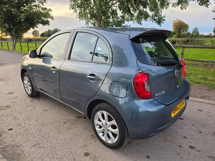 Nissan Micra 2013 photo 4