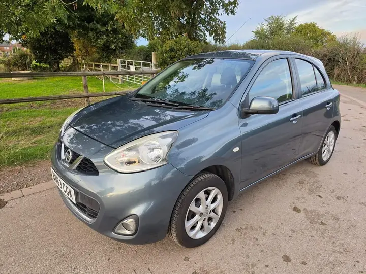 Nissan Micra 2013 photo 2