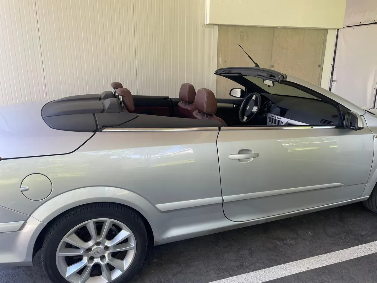 Opel Astra 2006 photo 2
